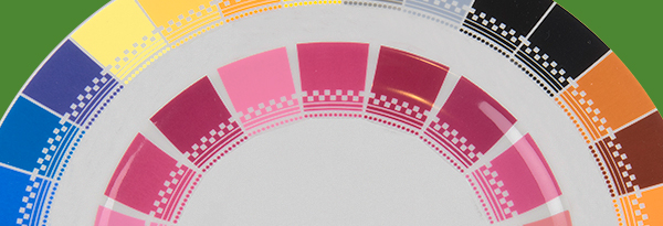 Lead-free onglaze colors for decoration of vitreous china, eathenware and enamel